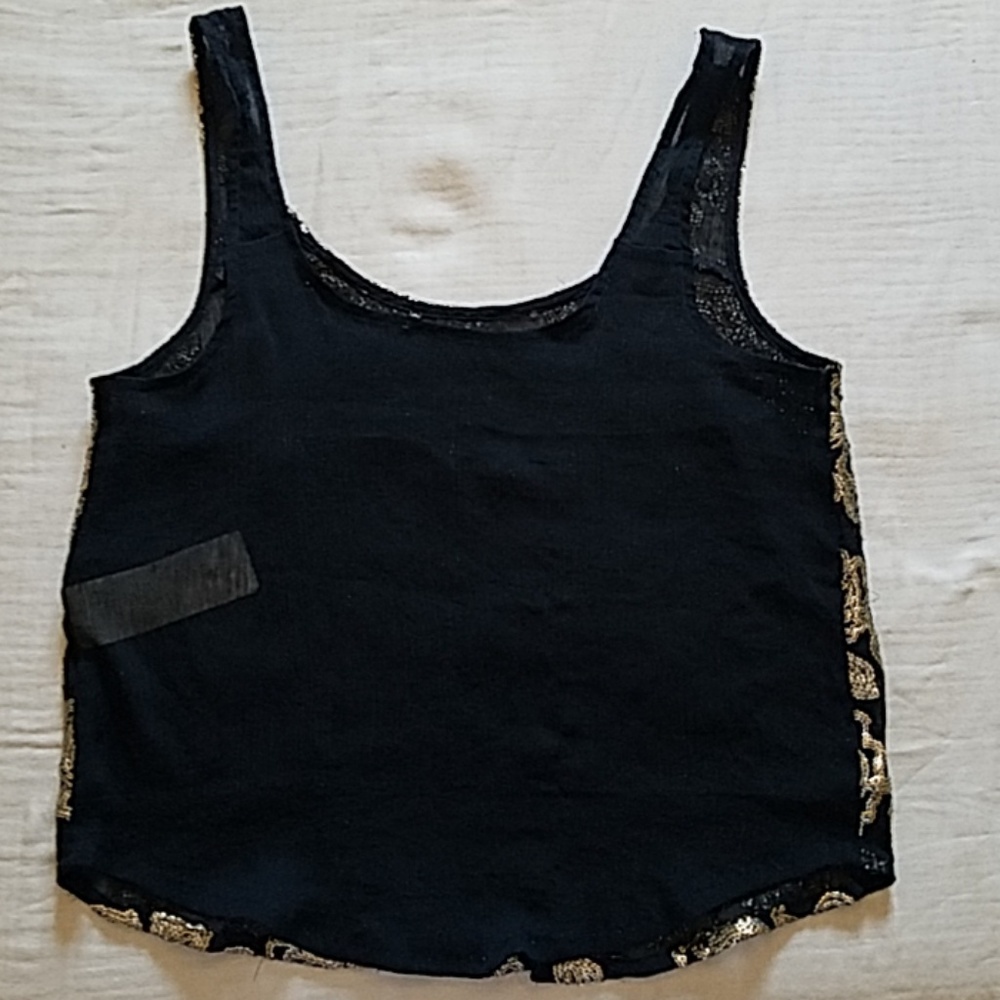 A&F Embroidered Top - Picture 3 of 4